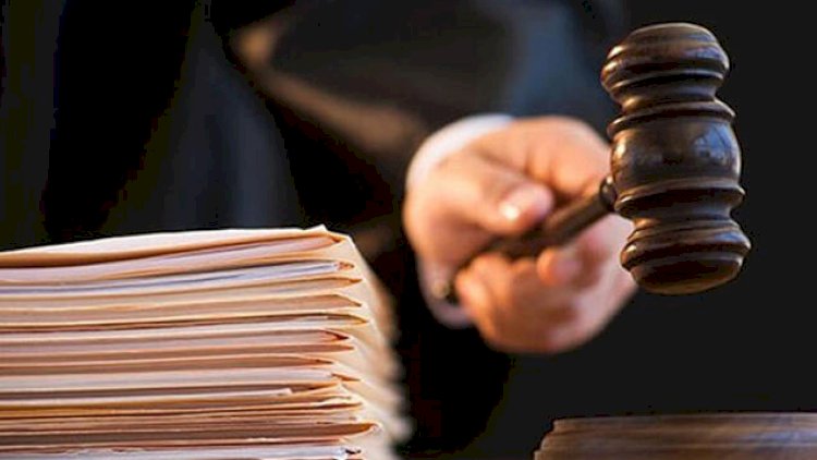    2  nəfəri öldürməkdə ittiham olunan şəxsə ömürlük cəza verildi   