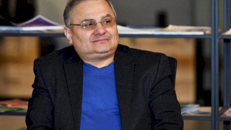    “Meyxanaçıların efirdə ləhcə ilə danışmasına normal baxmaq lazımdır”   