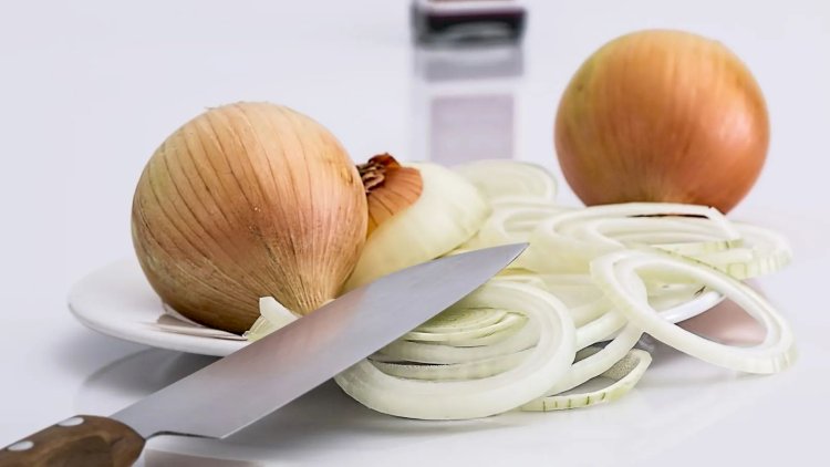    Soğanı belə istifadə etmək insanı    ÖLDÜRÜR 
