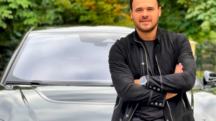    Emin və anası dünya ulduzu ilə bir arada   