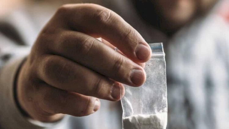    Narkotiklərin qanunsuz dövriyyəsi ilə məşğul olan şəxslər saxlanıldılar    