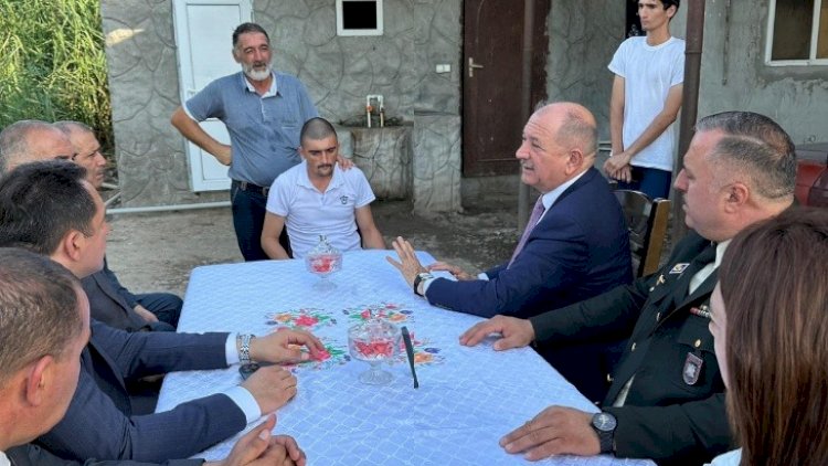    İcra başçısı qazinin evinə getdi, problemləri ilə maraqlandı   - Fotolar