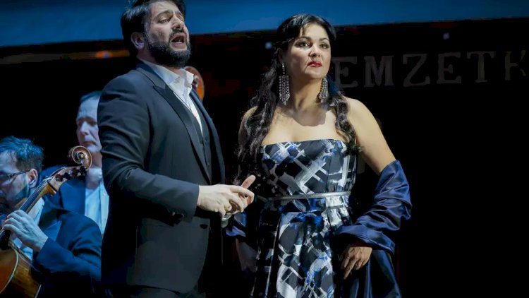    Yusif Eyvazovun keçmiş arvadı nəşə çəkdi - Video   