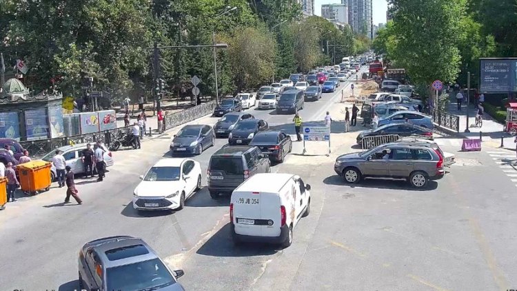    Bakının 8 küçəsində hərəkət məhdudlaşdırılıb - SİYAHI   