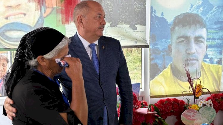    İcra başçısı şəhid anasını belə təsəlli etdi - FOTOLAR   