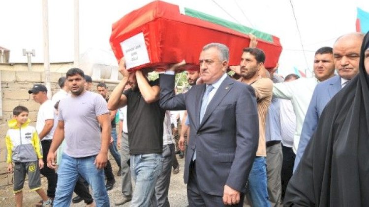    Birinci Qarabağ müharibəsinin dörd şəhidi Abşeronda dəfn edildi - FOTO   