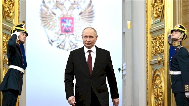    Putin Qazaxıstana gedir    