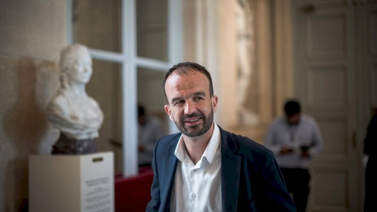    Solçu deputatlar parlamentə Makronun istefası təklifini göndərəcək   