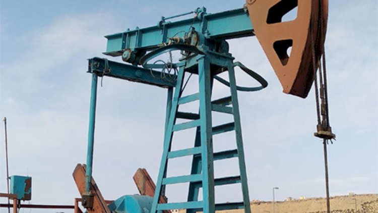    Azerbaijani oil prices slightly decrease   