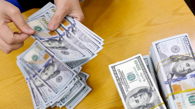    Dollar 2 manatdan baha olacaq - Əhalinin NƏZƏRİNƏ   
