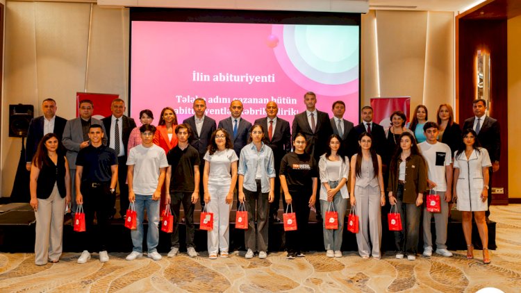    “Nar“ təhsilə dəstək göstərərək ən yüksək bal toplayan abituriyentləri mükafatlandırdı   
