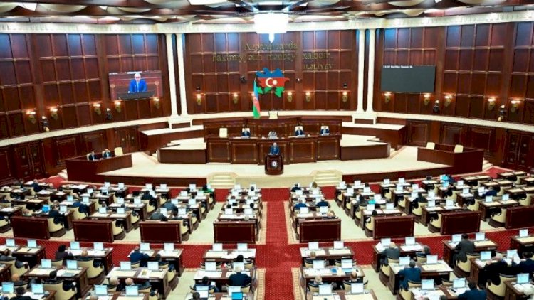    Yeni deputatlar bu qədər maaş alacaqlar - Dodaquçuqladan məbləğ   