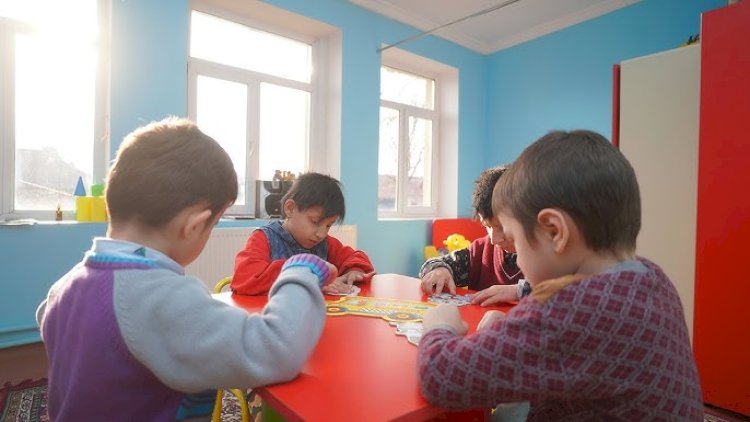    Zaqatalada DƏHŞƏT: autizmli uşağı mərkəzdə döydülər   