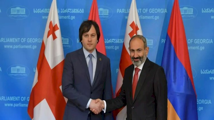   Paşinyan Tbilisiyə getdi   