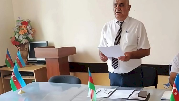    İlk dərs günü məktəb direktoru məhkəməyə verildi   