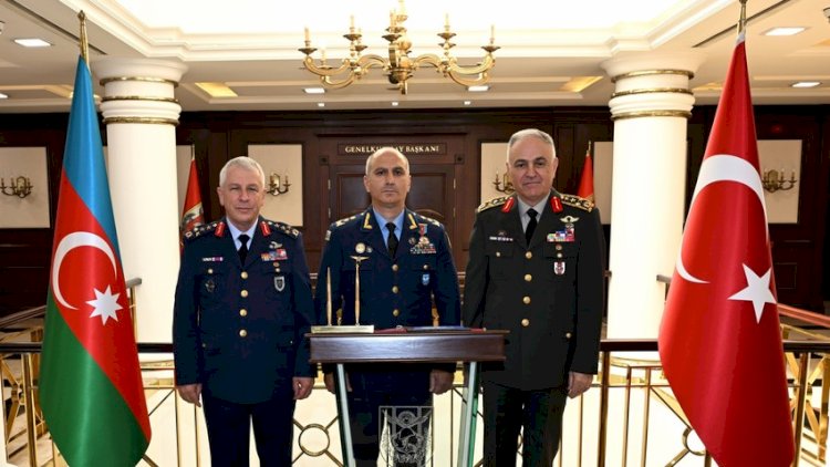    Türkiyənin Baş Qərargah rəisi Azərbaycan HHQ-nin komandanını qəbul etdi   