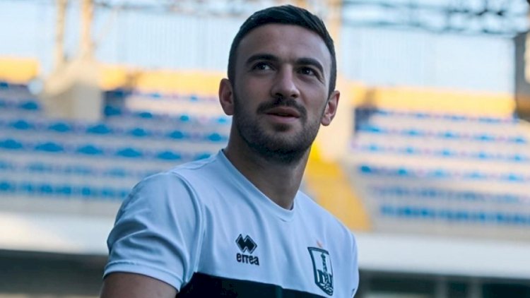    Qara Qarayev “Neftçi”dən getdi   