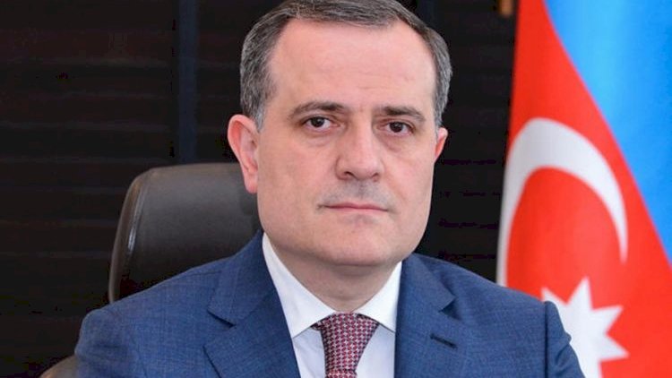    Ceyhun Bayramov ABŞ-yə getdi    