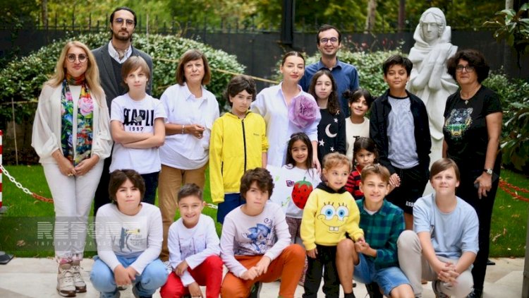    Parisdə Azərbaycan məktəbi yeni tədris ilinə başladı   