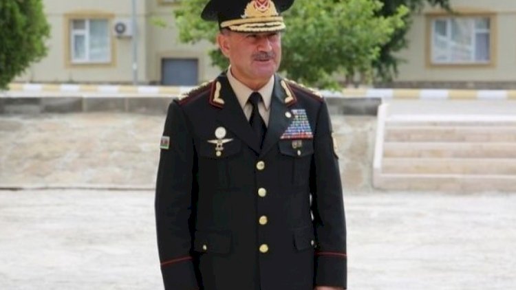    Yeni sədr generalın bacısı oğlunu işdən çıxardı    