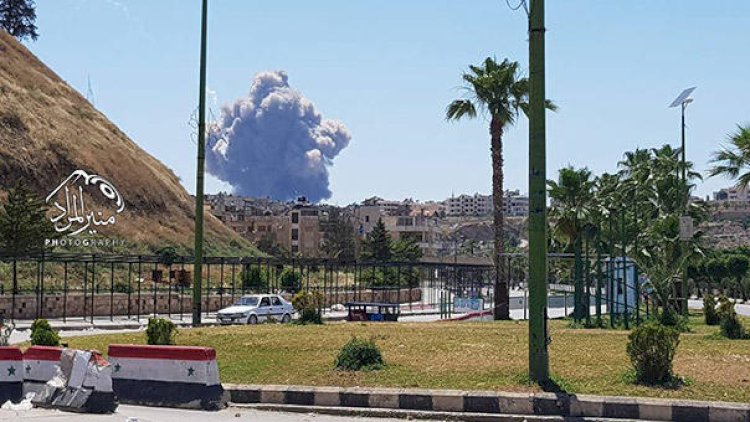    İsrail Suriyanın sursat anbarını bombaladı    
