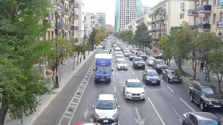    DİQQƏT! Paytaxtın bu küçələrində sıxlıq var - SİYAHI   