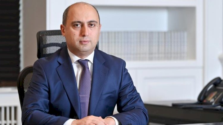    Nazir müəllimləri təbrik etdi   