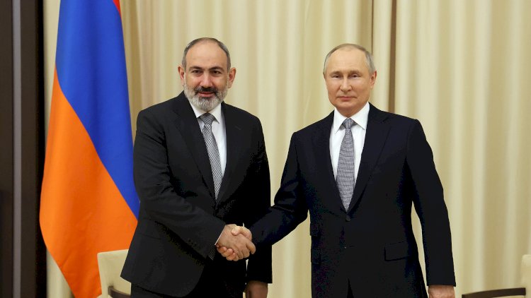    Paşinyan Putinlə görüş üçün Kremlə gəldi   