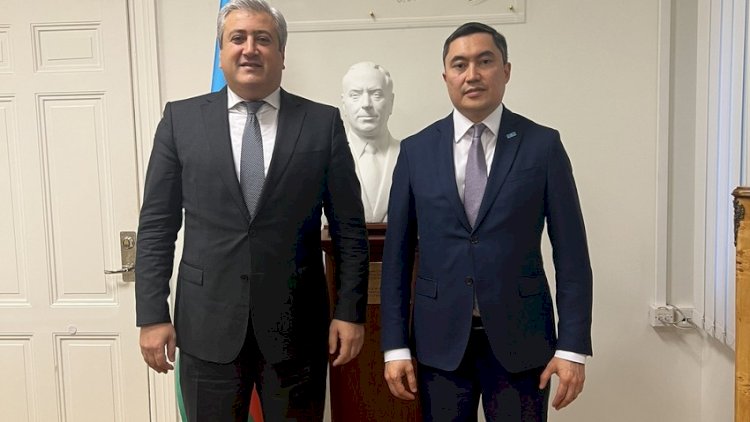    Azərbaycanın İsveçdəki səfiri qazaxıstanlı həmkarı ilə görüşdü   