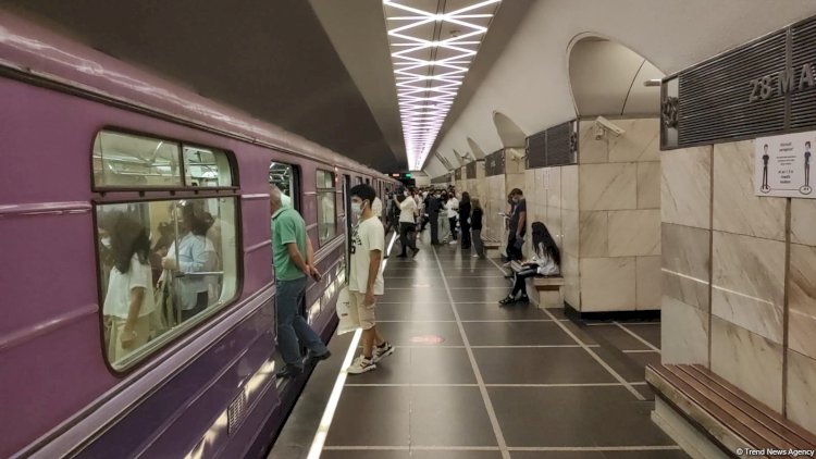    Metronun “28 May” stansiyasının qarşısında nə baş verir? - Fotolar   