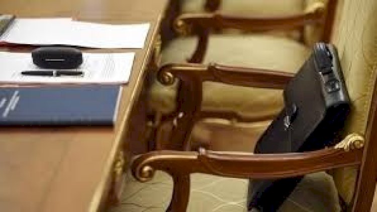    İki deputatın mandatı əlindən alına bilər   