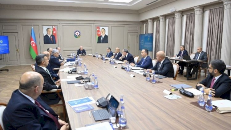    Baş nazir İqtisadi Şuranın iclasını keçirdi   