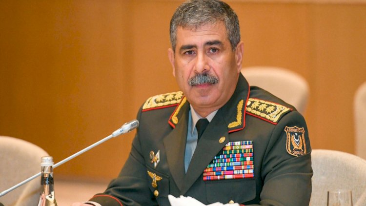    Müdafiə naziri müşavirə keçirdi, tapşırıqlar verdi   