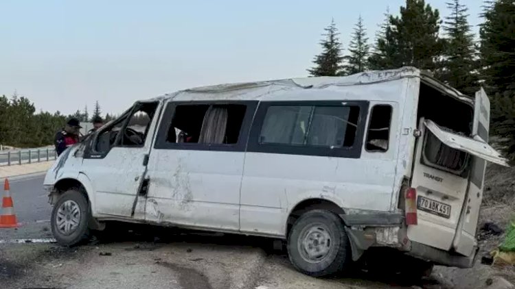    Türkiyədə mikroavtobus aşdı: 2 ölü, 13 yaralı   