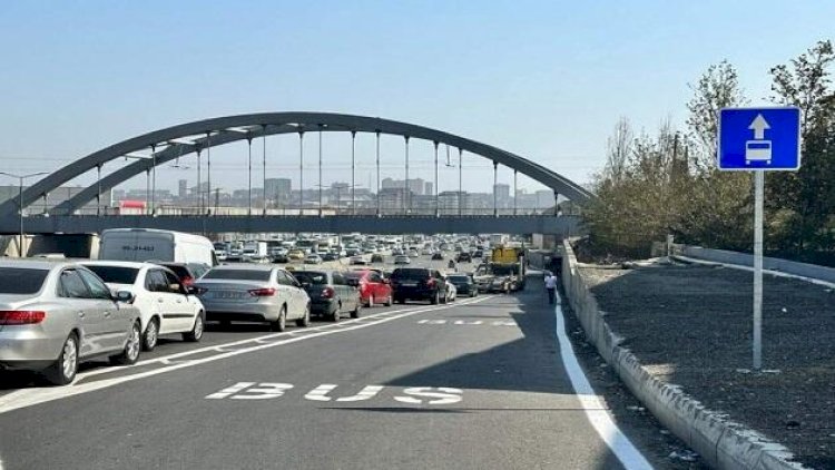    Bu küçələrdə avtobus zolağı ilə hərəkət etmək olar - RƏSMİ   