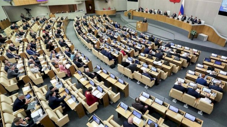    Rusiyada nikah yolu ilə yaşayış icazəsi almaq qaydası çətinləşdi   