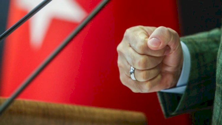    Nazirdən jurnalistlərlə bağlı qalmaqallı açıqlama: “Keçmişinizə baxın, sonra danışın“   
