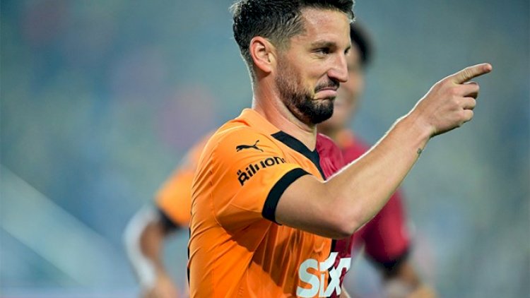    Mertens kariyerasını bitirdi   