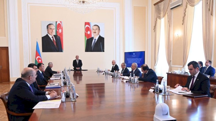    Hökumət yağışlarla bağlı təcili toplantı keçirdi   