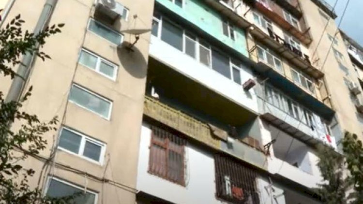    7-ci mikrorayonda 66 yaşlı kişi balkondan yıxıldı   