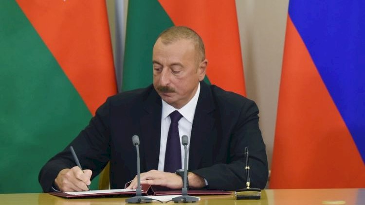    Prezident 2 fərman imzaladı   
