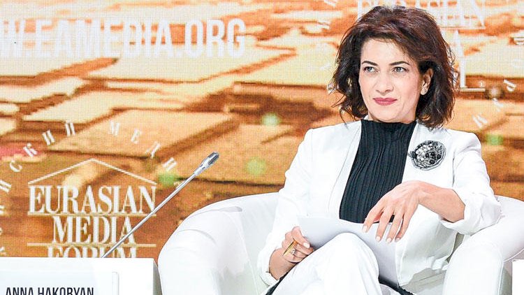    Anna Akopyan kişi biznesmenləri şam yeməyinə çağırdı: 1 milyona...   