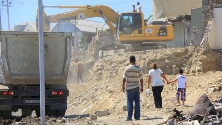    Bakının məşhur bazarında söküntüyə başlanıldı -   RƏSMİ