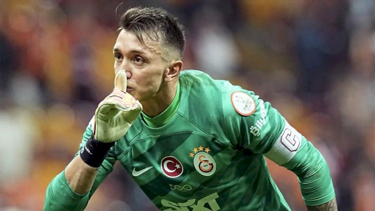   Fernando Muslera karyerasını yekunlaşdırır   