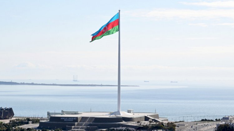    Bu gün Bakıda ucaldılan bayraq “Ginnesin Rekordlar Kitabı”na düşdü   