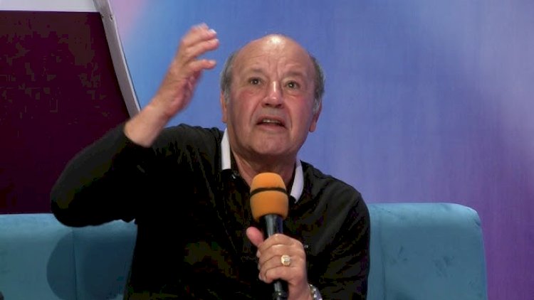    “Sən nə gündəsən, məni özünlə necə tay edə bilərsən?!” -   Həmkarını biabır etdi