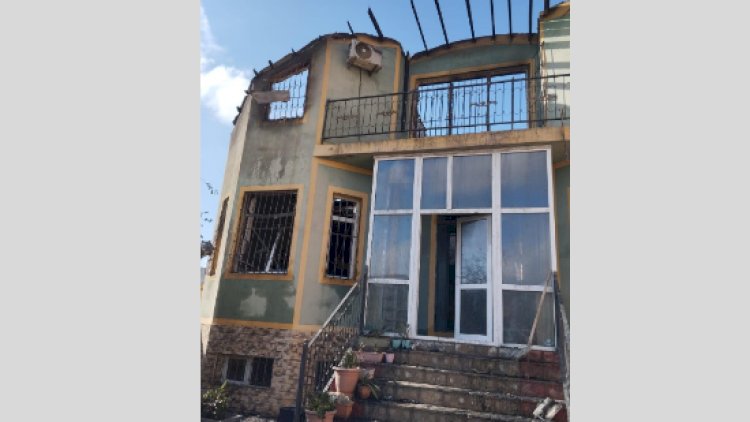    Müşfiq Xanın evi yandı   
