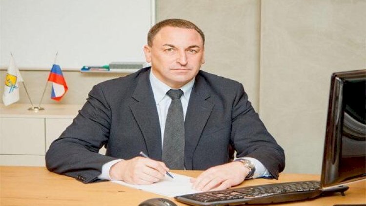    Milyarderin evi yandı   