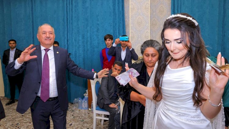    İcra başçısı şəhid ailələrinin əziz günündə -   FOTOLAR