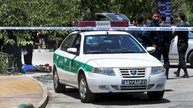    İranda əsgər polkovniki güllələdi   